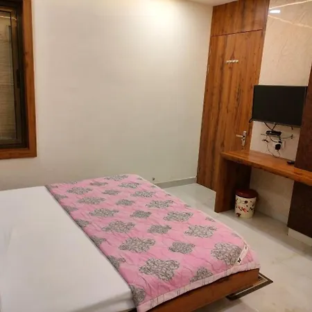 Hotel S3-2