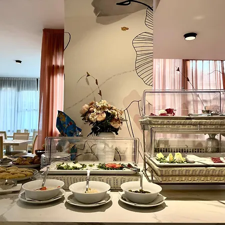 Augustus Hotel Riccione-3