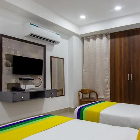 Hotel Divine India Noida Sector 135-2