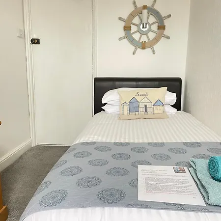 Seascape Guest House-2