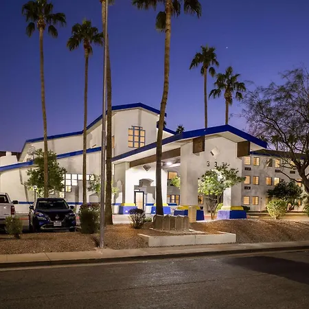 Days Inn & Suites By Wyndham Mesa Near Phoenix-2