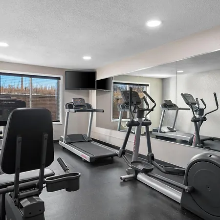 Country Inn & Suites By Radisson, Near The National Sports Center, Coon Rapids, Mn-2