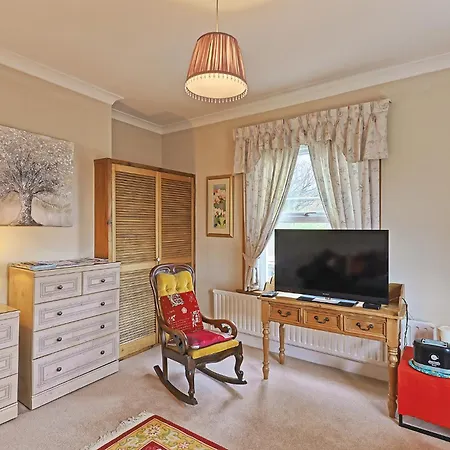 Sunny Bank Guest House-2