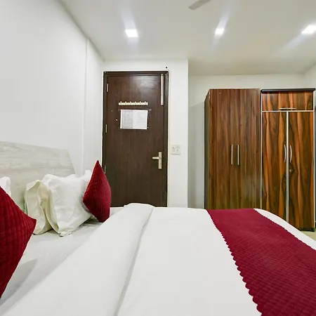 Hotel Prime Royalty Malviya Nagar-3