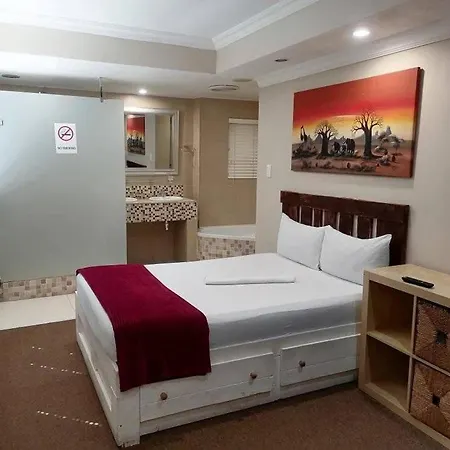 Wampex Guest House In East London-3