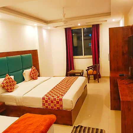 Hotel Tej Palace Delhi Airport-3