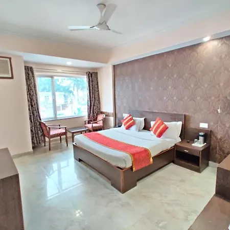 Hotel Anurag, Katra-3