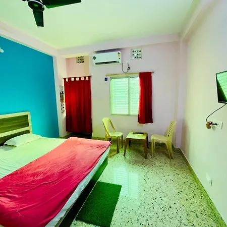 Hotel Falcon House ! Puri-2