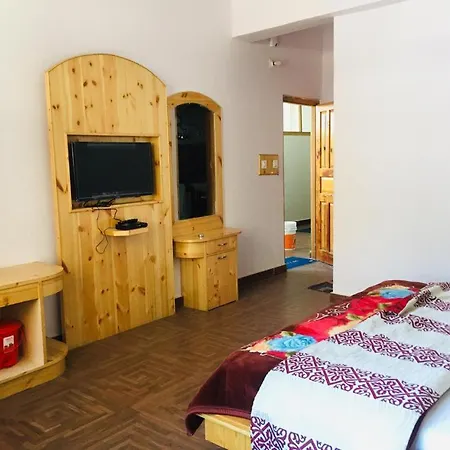 Hotel Corner Retreat 2Min Walking From Mall Road-3