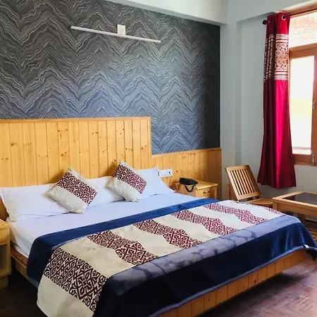 Hotel Corner Retreat 2Min Walking From Mall Road-2