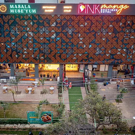 Pink Mango A Boutique Hotel-3