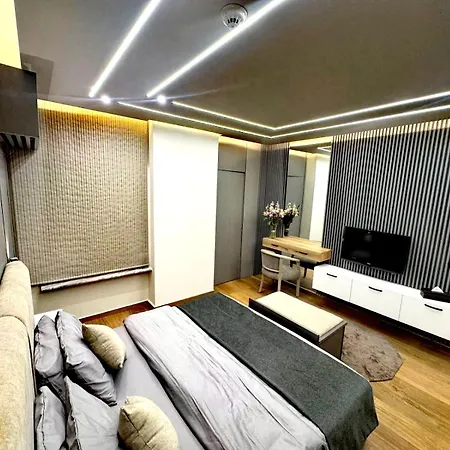 Queens Suite Hotel-2