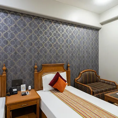 Hotel Sunstar Grand-3