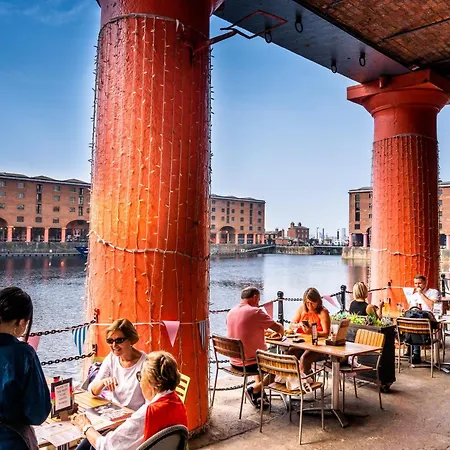 Epic Seel Street Apartments - Liverpool City Centre-2