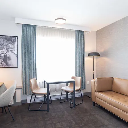 Sandman Hotel Quesnel-2