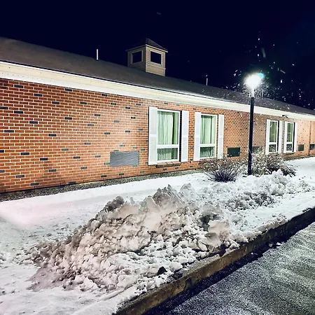 Ivey'S Motor Lodge-2