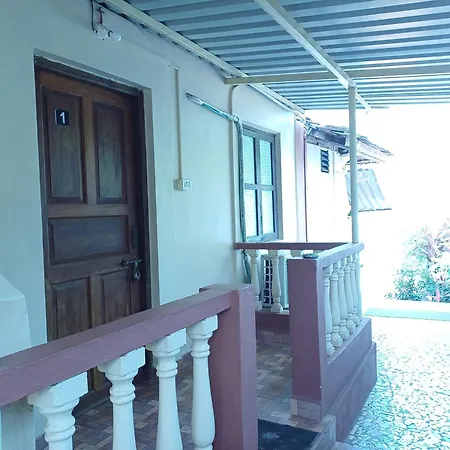 Fatima'S Place-3