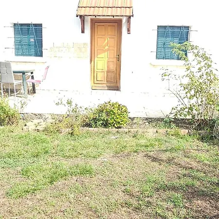 3 rue Maurice Utrillo-2