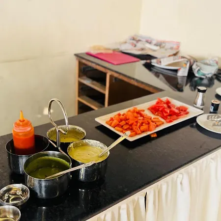 Hotel Bkc Prime Near Trade Centre Us Embassy, Mumbai-2