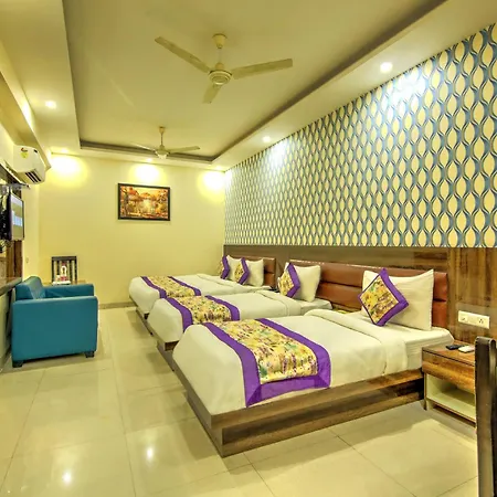 Hotel Smart Plaza-Near Delhi Airport-2