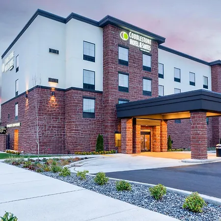 Cobblestone Hotel & Suites - Lynden-2