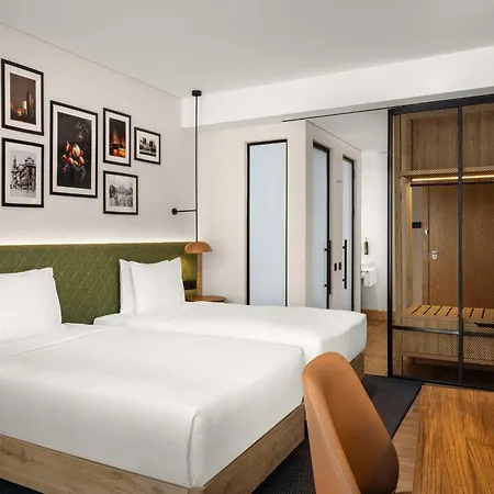 Hilton Garden Inn Baku-2