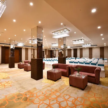 Click Collection Grand Gateway Varanasi-2