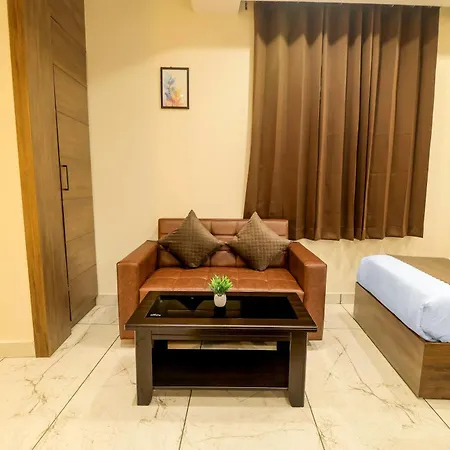 Hotel Hari Dhara, 100 Meters From Har-Ki-Pauri-3