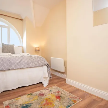 Kirwan'S Lane Townhouse-3