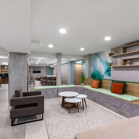 Wyndham Garden Louisville Ky-3