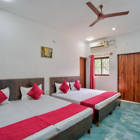 Leelas Guest House-3
