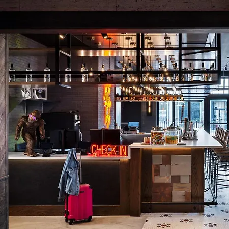 Moxy Springfield Downtown-2