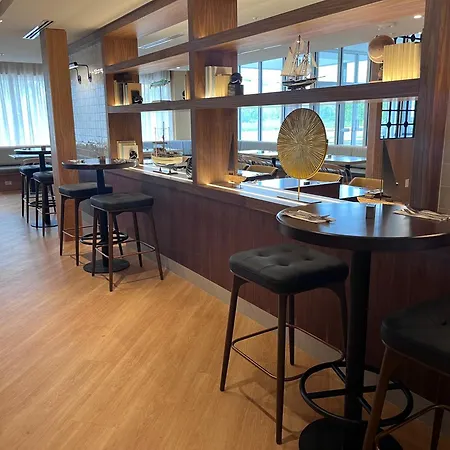 Home2 Suites By Hilton Kingston-3