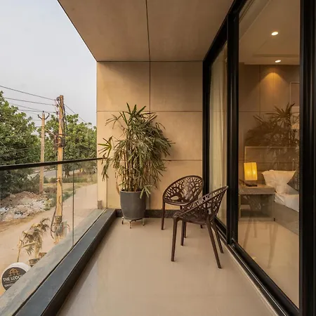 The Lodgers Luxury Hotel Near Golf Course Road Gurgaon-3