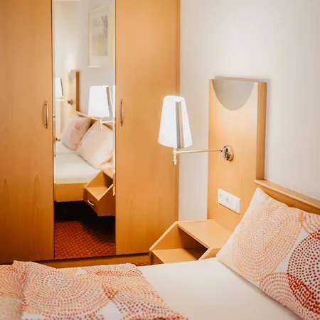 Hotel Garni Stube-3