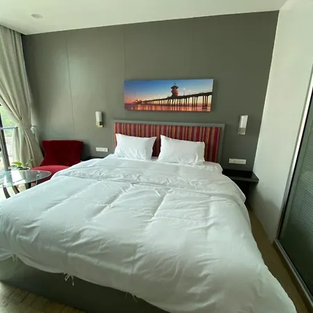 8 Hotel & Cafe-3