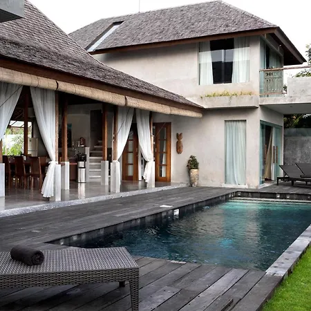 Surflodge Limasan Bali-3