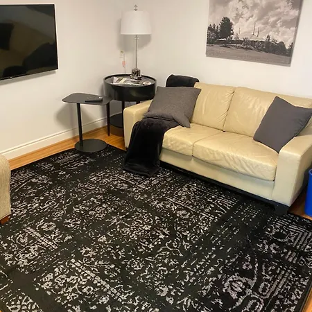 North Of Avon B&B Suites-2