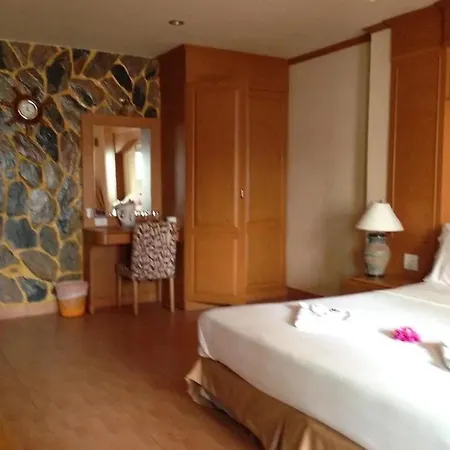 Patong Rockshore-3