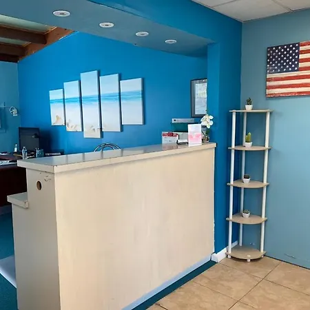 Sebastian Gardens Inn & Suites-2