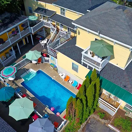 Beach Motel And Suites-3
