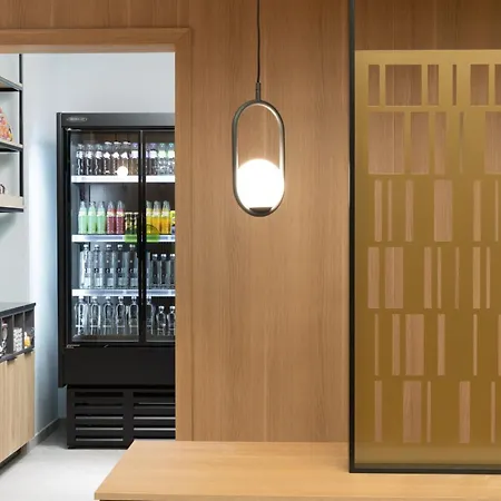 Courtyard By Marriott Cluj - Napoca Downtown-2