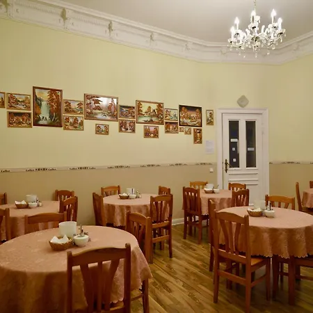 Hotel Pension Bernstein Am Kurfuerstendamm-3