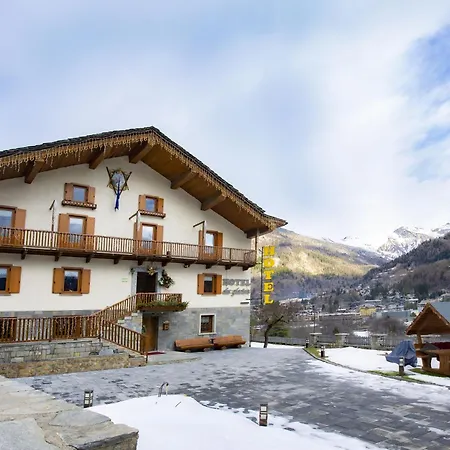 Hotel Des Glaciers-3