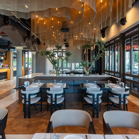 Venn Boutique Hotel-3