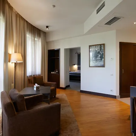 Tufenkian Historic Yerevan Hotel-3