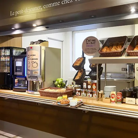 B&B HOTEL Paris Le Bourget-3