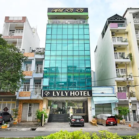 Ly Ly Hotel-3
