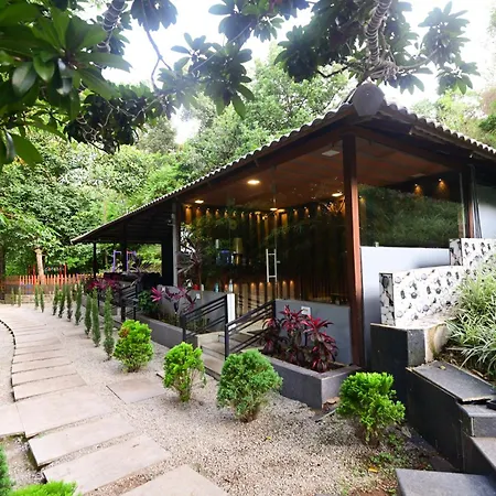 The Mountain Shades Resort-2