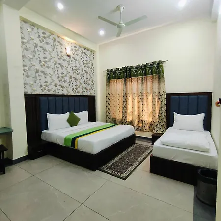 Hotel Olive Palace - Best Rated Area-2